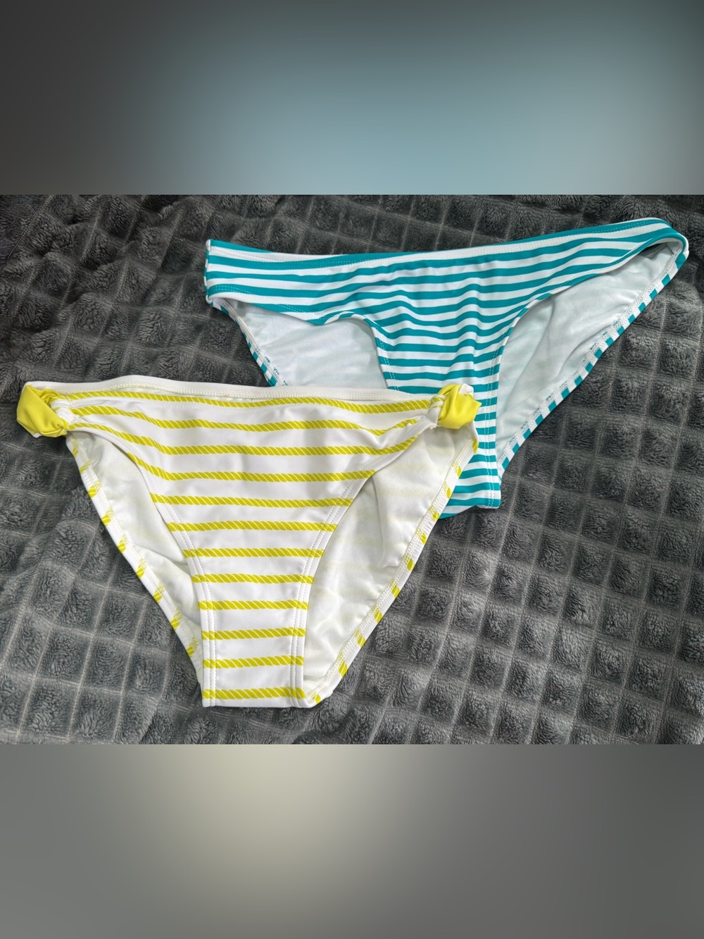 ❤️ 2Pairs Small Gap Old Navy Striped Bikini Swimsuit Bottoms Yellow Teal B6
